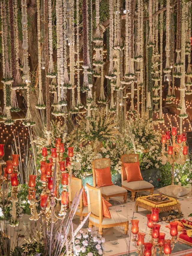 Terracotta wedding decor